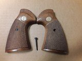 COLT PYTHON GRIPS - 2 of 5