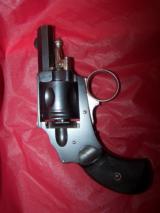 BELGIUM Ring-trigger revolver
.32 RF
Antique circa 1880 - 2 of 5