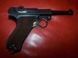 LUGER mfg by DMW, WW1 dated 1915, 98-99% finish with great straw colored parts - 1 of 14
