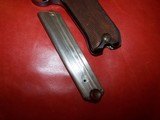 LUGER mfg by DMW, WW1 dated 1915, 98-99% finish with great straw colored parts - 9 of 14