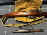 ENFIELD JUNGLE CARBINE No.5 MKI F
1947 FAZAKERLEY ROF - 3 of 14