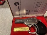 HIGH STANDARD DERRINGER-22 MAGNUM-AS NEW C&R OK ! - 3 of 4