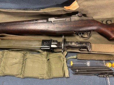 SPRINGFIELD ARMORY M1 GARAND-WWII-1945-ORIGINAL BARREL-SA CARTOUCHE - Image 2 of 14