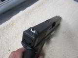 Glock 22 Gen 4 40 S&W 4.49" barrel NEW - 2 of 4