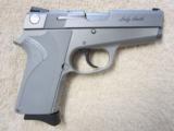 S&W Smith & Wesson Lady Smith Model 3913 9mm 4" barrel - 1 of 5