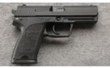 H&K USP, .40 S&W, with Case and 2 Magazines - 1 of 3