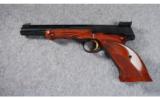 Browning MedalistTarget Pistol .22 LR - 2 of 3