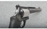 Smith & Wesson - 500 Bone Collector - 4 of 4