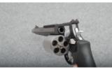 Smith & Wesson - 500 Bone Collector - 3 of 4