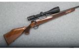 Weatherby Mark V - .300 WBY Mag. - 1 of 9