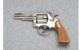 Smith & Wesson (15-3) - .38 SPCL - 2 of 4