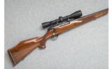Weatherby Mark V (Japan) - .300 WBY Mag. - 2 of 9