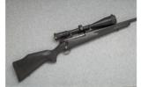 Weatherby Mark V Synthetic - .340 WBY MAG - 1 of 9