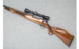 Weatherby Mark V LH - .300 MAG - 1 of 9