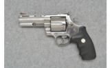 Colt Anaconda - .44 MAG - 2 of 4