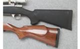 Weatherby Vanguard Rifle - .300 WBY Mag. - 6 of 7