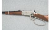Winchester Model 94 (John Wayne Commemorative) - 7 of 8