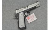 SIG Platinum Elite 1911 - .45 ACP - 1 of 7