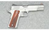 Kimber ~ Stainless LW ~ 9MM - 1 of 2