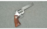 Smith & Wesson ~ Model 686-2 ~ .357 Mag. - 1 of 4