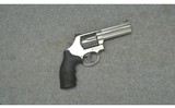 Smith & Wesson ~ 686-6 ~ .357 Mag.