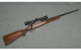 Winchester ~ Model 70 Lightweight ~ .30-06 SPR. - 1 of 6