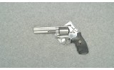 Smith $ Wesson ~ 686-6 ~ .357 Mag - 1 of 1