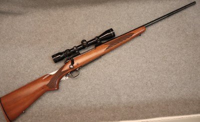 Winchester ~ Model 70 Lightweight ~ .30-06 Spr.