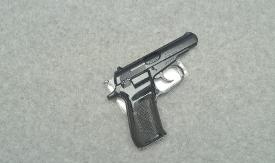 CZ ~ CZ82 ~ 9X18mm makarov