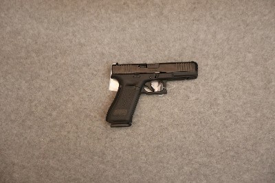 Glock ~ G17 Gen 5 ~ 9mm