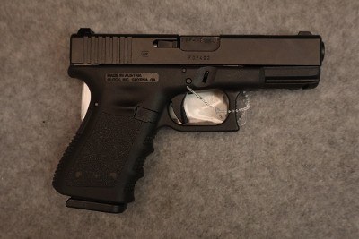 Glock ~ 23C ~ .40 S&W