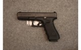 Glock ~ 22 Gen 4 ~ .40 SW - 2 of 2