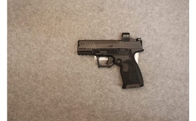 Kimber ~ R7 Mako CFC ~ 9mm - Image 2 of 2