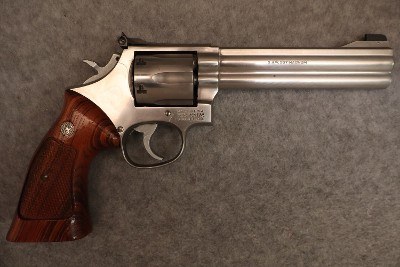 Smith & Wesson ~ 686 ~ .357 Magnum - Image 1 of 2