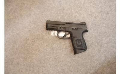 FN ~ FNS -9C ~ 9mm - Image 2 of 2