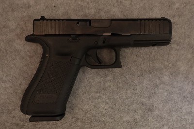 Glock ~ 17 Gen 5 ~ 9mm Luger - Image 1 of 2