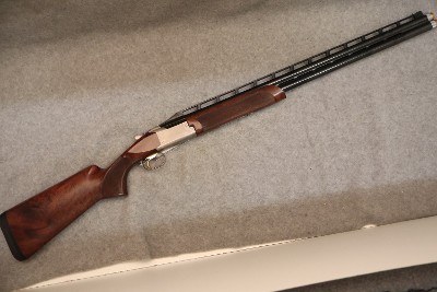 Browning/Japan ~ 725 Sporting ~ 12 .GA - Image 1 of 6