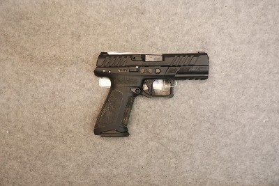 Beretta ~ APX ~ 9mm - Image 1 of 2