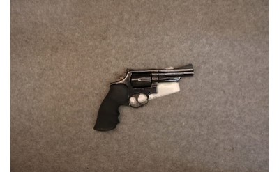 Smith & Wesson ~ 19-3 ~ .357 Mag. - Image 2 of 2