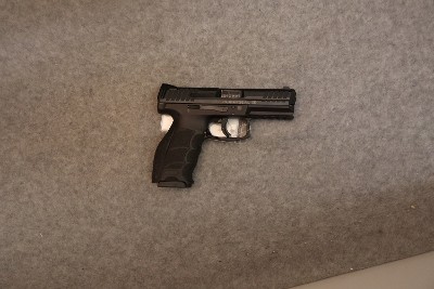 HK ~ VP9 ~ 9mm - Image 1 of 2