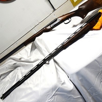 SKB SPORTING CLAYS 200HR 410 and 28 gauge 30 INCH Barrels SXS Chokes HIGH RIB Small Frame RARE - Image 6 of 15