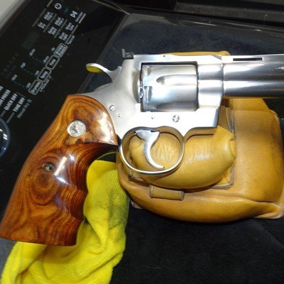 PYTHON ELITE 2003 COLT New Old Stock CUSTOM SHOP - Image 15 of 15