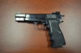 Browning Hi Power 9mm
- 1 of 9