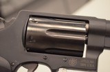 Smith and Wesson Governor
.45LC/410 - 3 of 17