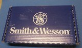 Smith & Wesson model SW 22 Victory , caliber 22 long rifle - 7 of 8