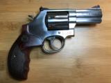 Smith & Wesson S&W 686 Plus Deluxe, 7Rd, 3in, .357 Mag. Revolver with HKS Speedloader
- 4 of 10