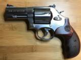 Smith & Wesson S&W 686 Plus Deluxe, 7Rd, 3in, .357 Mag. Revolver with HKS Speedloader
- 3 of 10