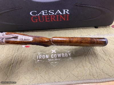 *LIMITED EDITION* Caesar Guerini Invictus ArtCo 12GA 32'' DTS Stock - Image 6 of 16