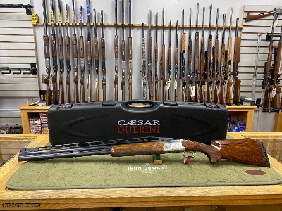 *New Old Stock* Caesar Guerini Summit Trap Compact 12GA 30'' Unfired Like New