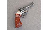 Smith & Wesson 19-5 .357 Magnum - 1 of 2